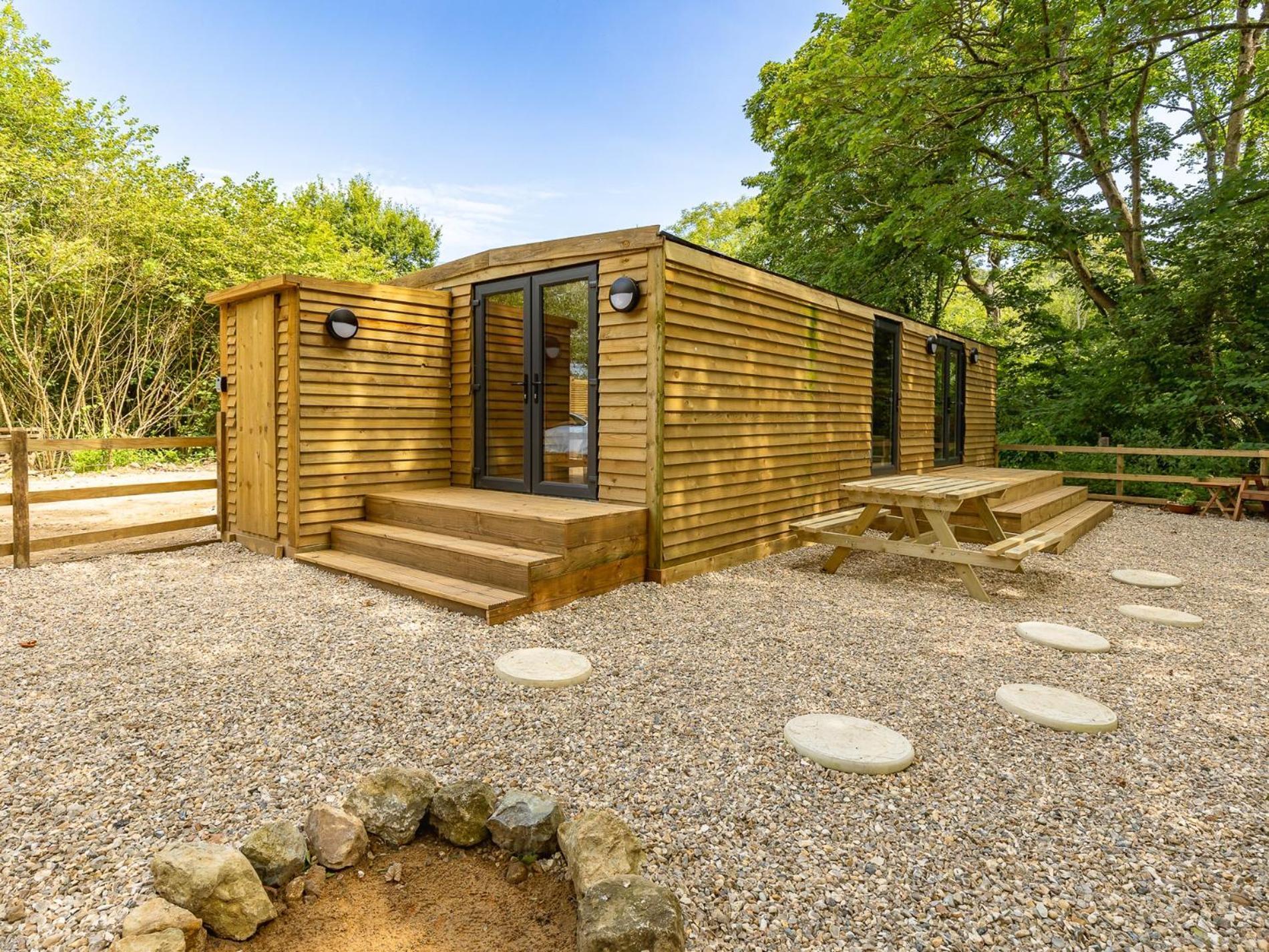 2 Bed In Ventnor 95586 Villa Chale Exterior photo
